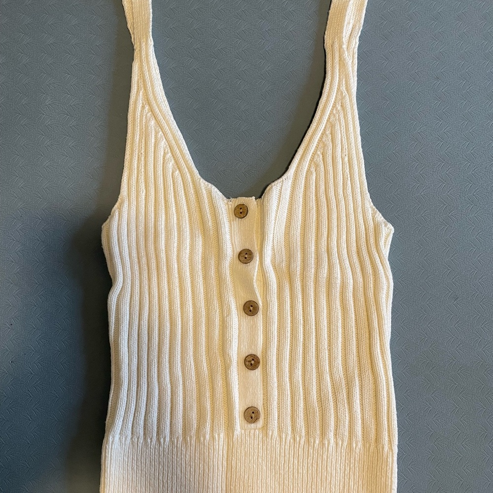 A&F Cream Ribbed Button-Down Tank Top